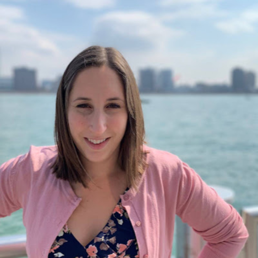 Meet your Posher, Sara